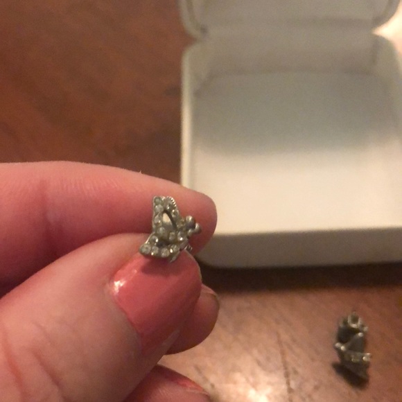 Juicy couture butterfly earrings - Picture 2 of 2